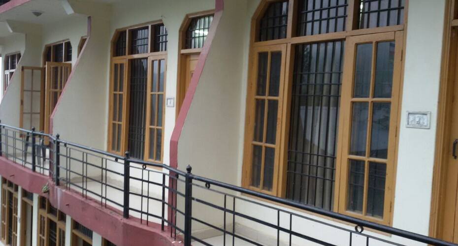 Snow Height Appartments, Mcleodganj 4